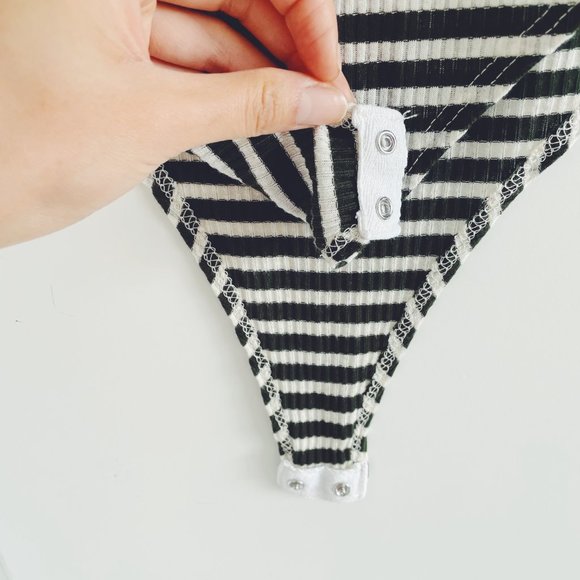 Jackson Rowe Green White Striped Penny Bodysuit, Rib Knit Soft Body Suit Top (M) - Picture 8 of 12